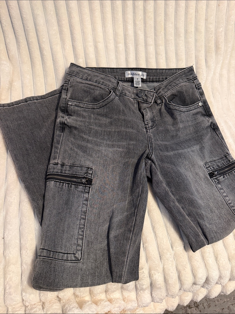 🔴 Madden Girl Gray Wide-Leg Cargo Jeans